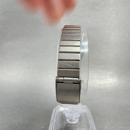Casio L500 Watch Women 23mm Digital LCD Silver Tone Round Bracelet New Battery7