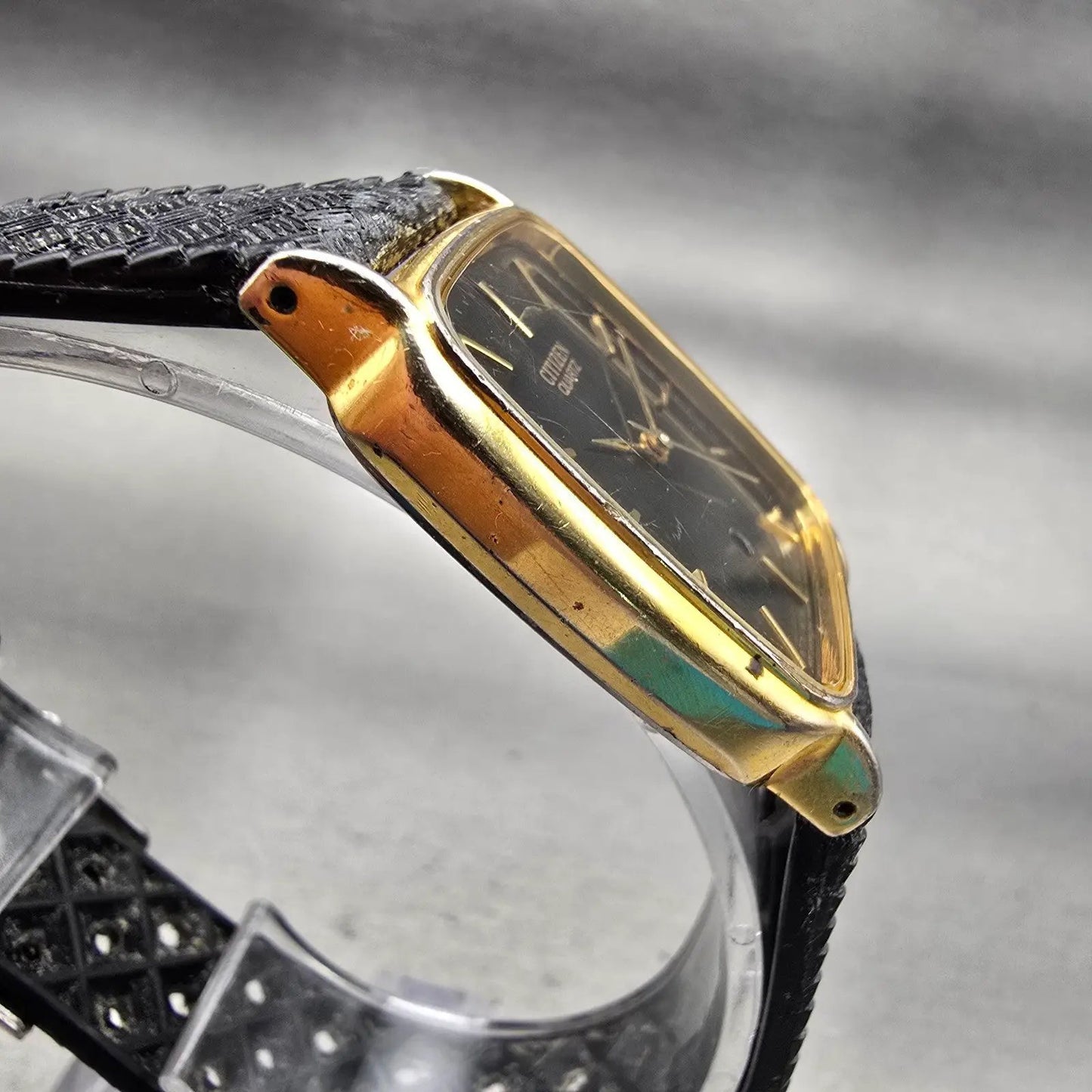 Citizen Watch Men 27mm Black Dial Gold Tone Date Rectangle 6010-K00128 New Batt3