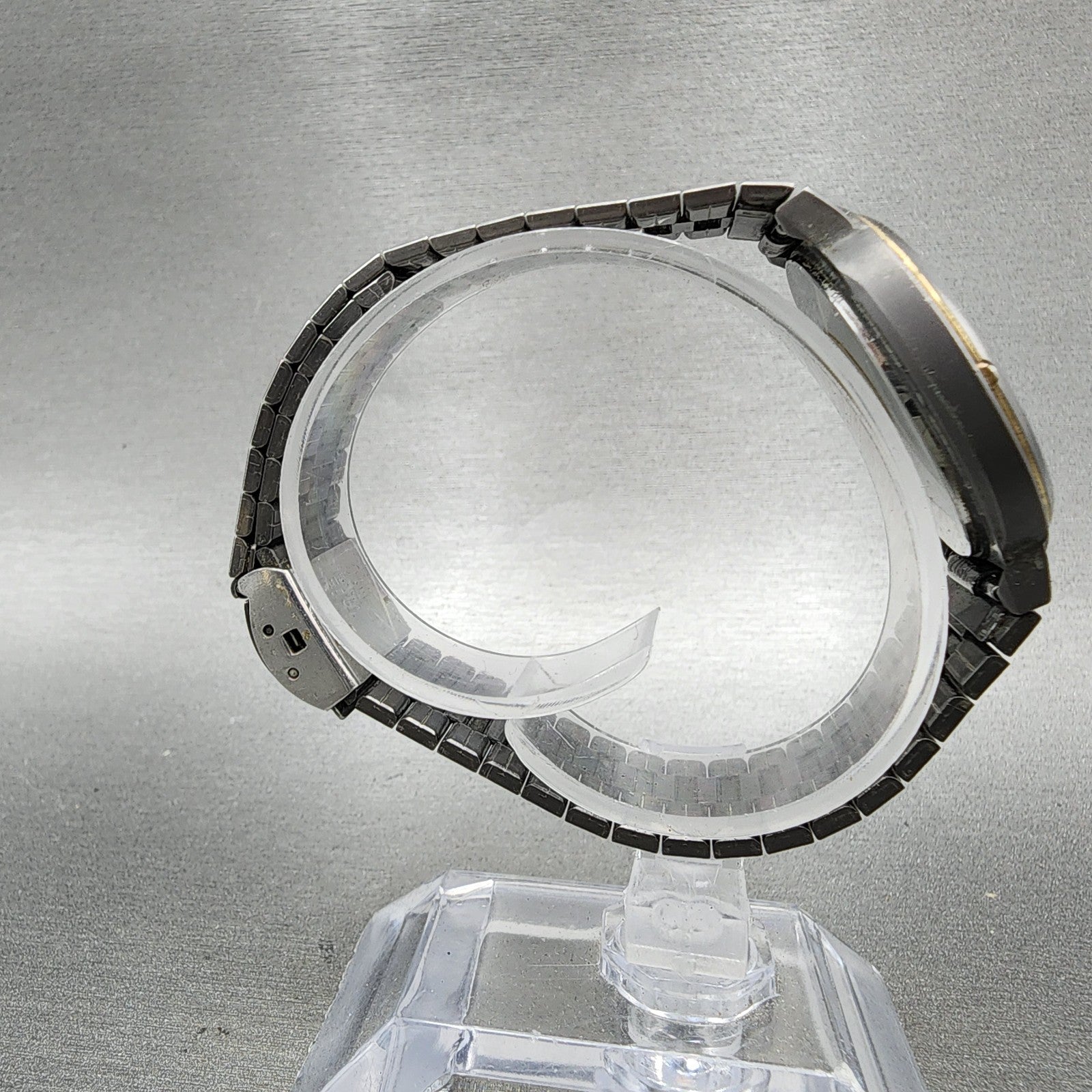 Seiko Watch Men 33mm Black Dial Black & Gold Tone Round Date 74326050 New Batt8