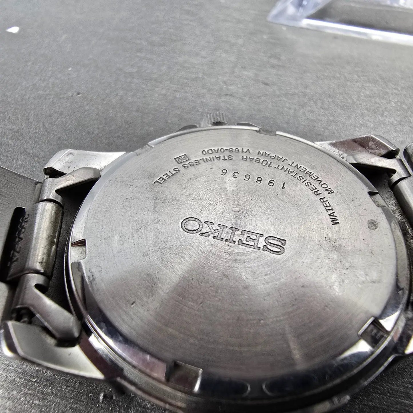 Seiko Solar Watch Men 39mm Black Dial Silver Tone Daydate Round V158-0AD0 Runs D9