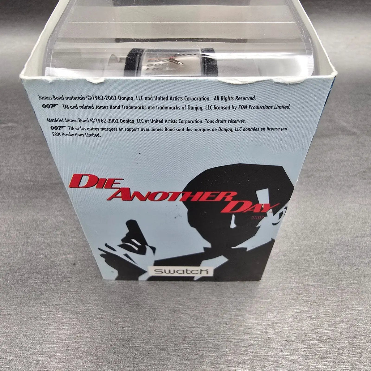 Swatch Turn Over James Bond Die Another Day Watch Men 29mm SUFB100 New Batt NOS10