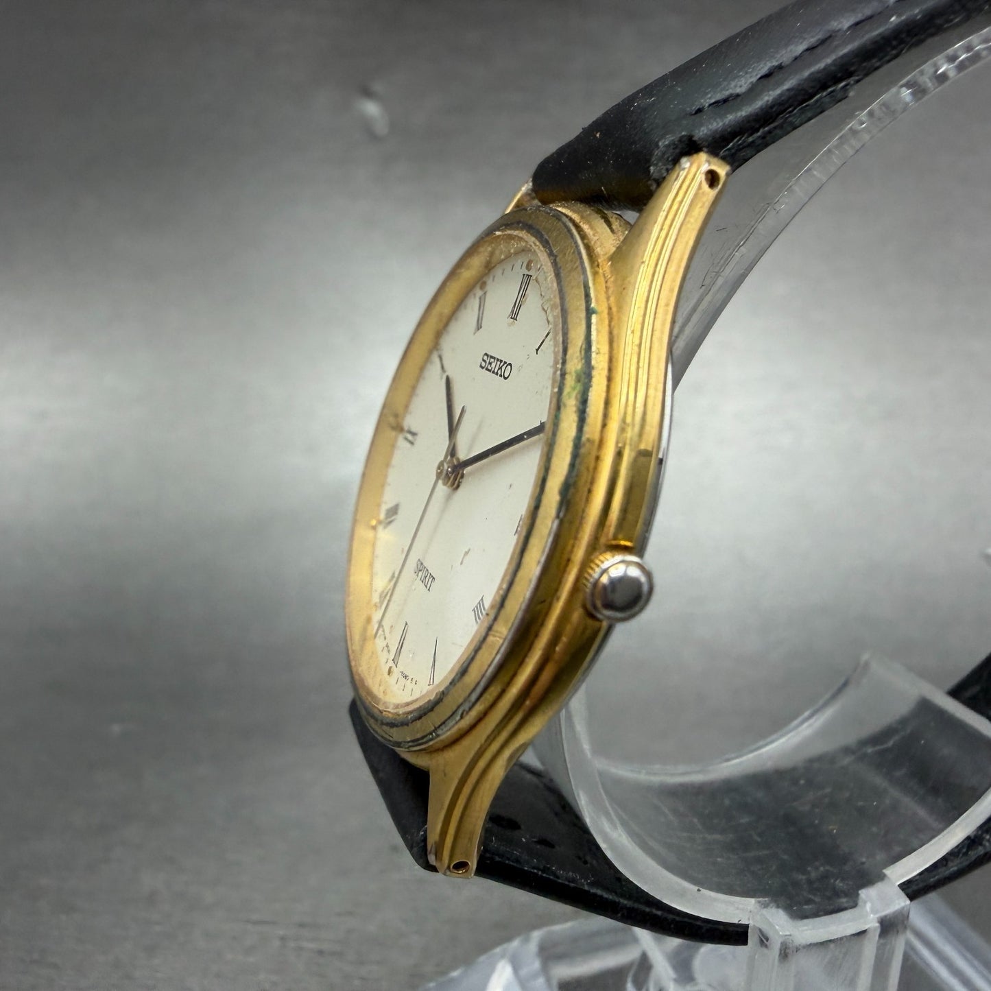Seiko Spirit Watch Unisex 33mm White Dial Gold Tone Round 5E21-6D70 New Battery2