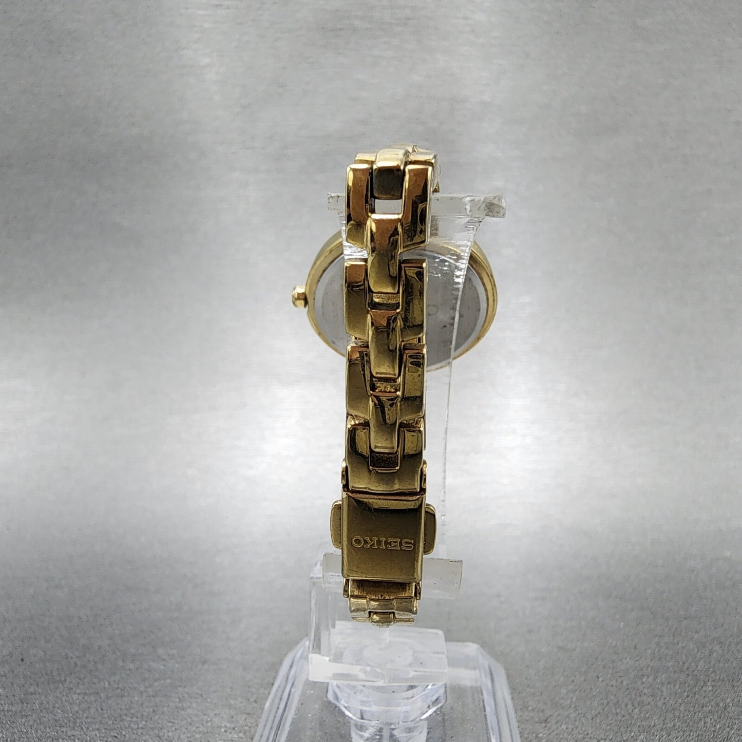 Seiko Solar Watch Women 27mm MOP Dial Gold Tone Round V115-0BM0 Runs