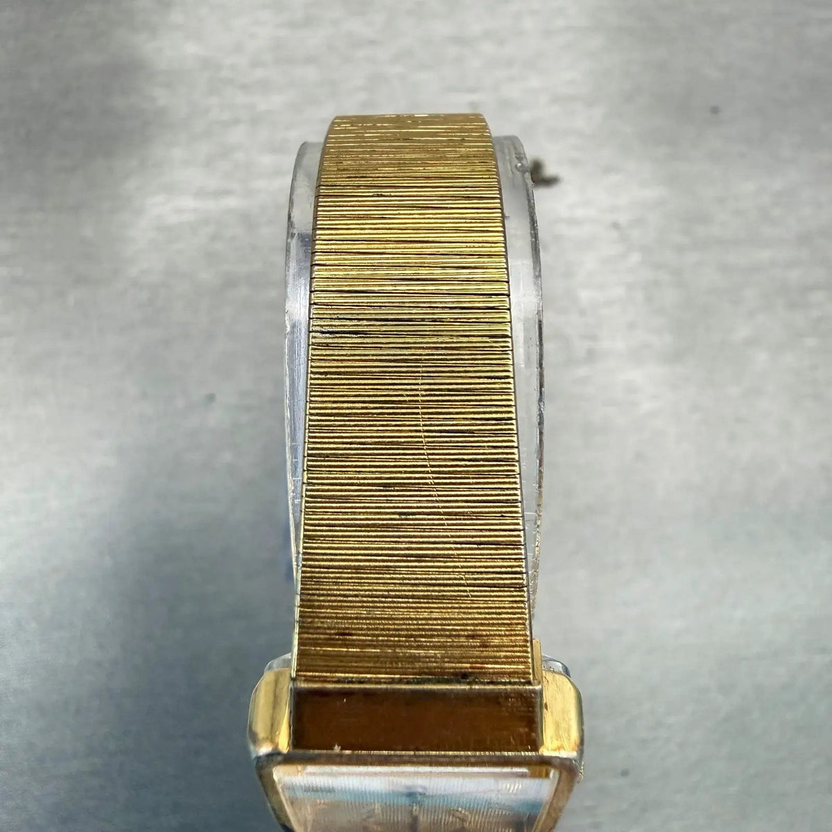 48304864