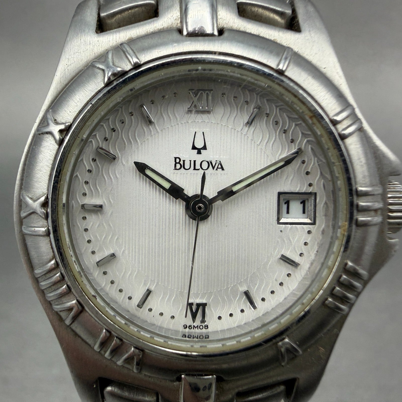 Bulova Watch Women 26mm White Dial Silver Tone Date Round 96M08 New Battery1