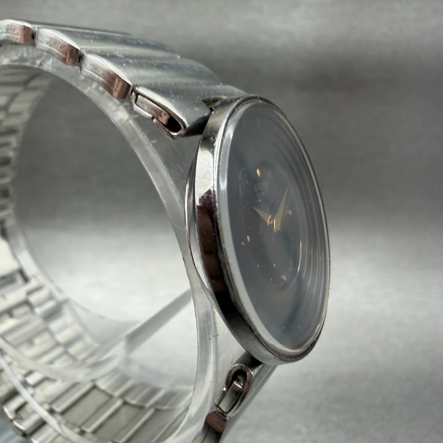 Seiko Watch Women 25mm Black Dial Silver Tone Round 1N00-0B59 New Battery3