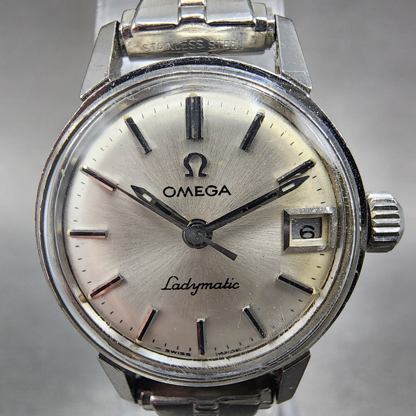 Omega Ladymatic Watch Women 21mm Silver Dial Steel Date Automatic Runs 566.0021