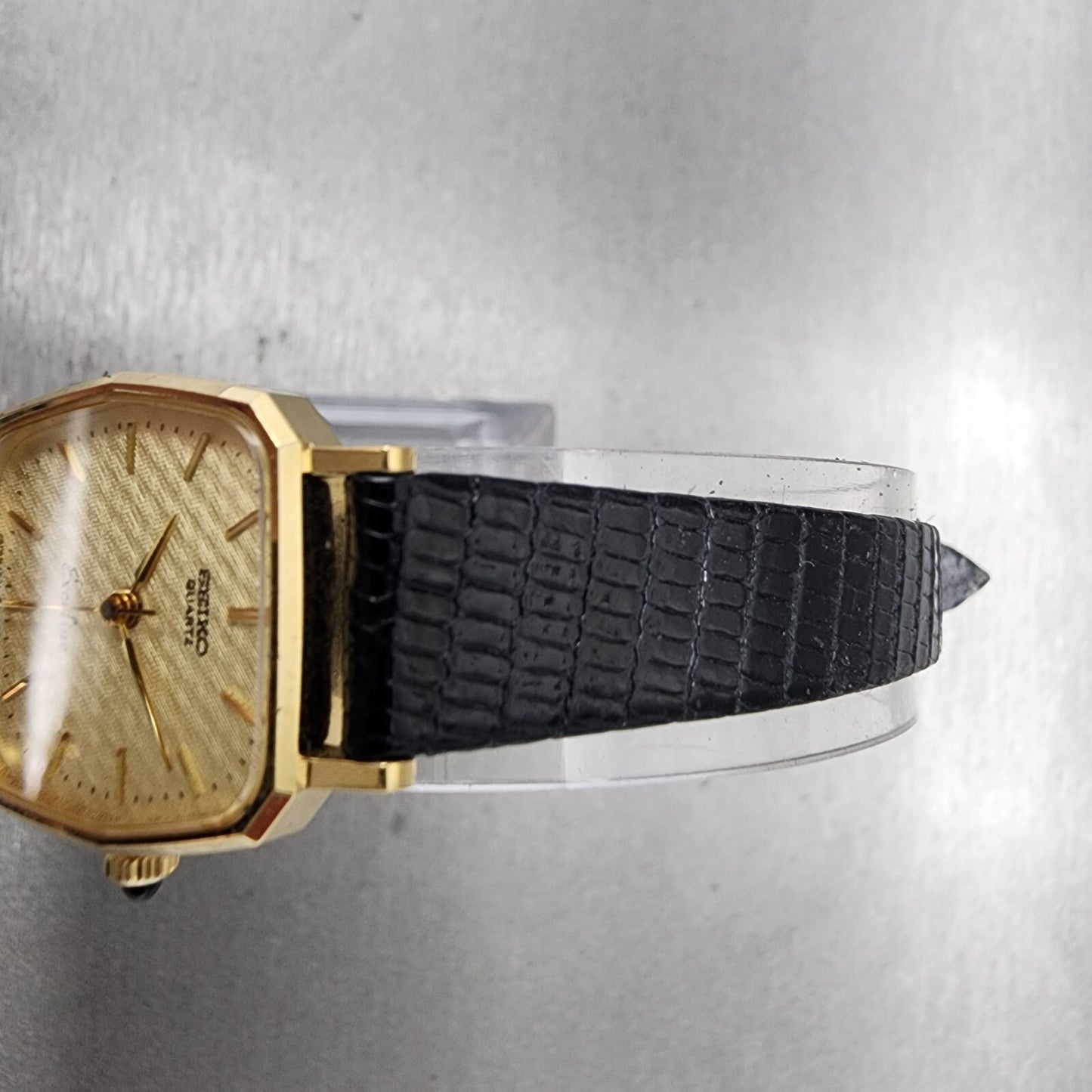 Seiko Exceline Watch Women 21mm Gold Dial Gold Tone Hexagon 12215010 New Batt4