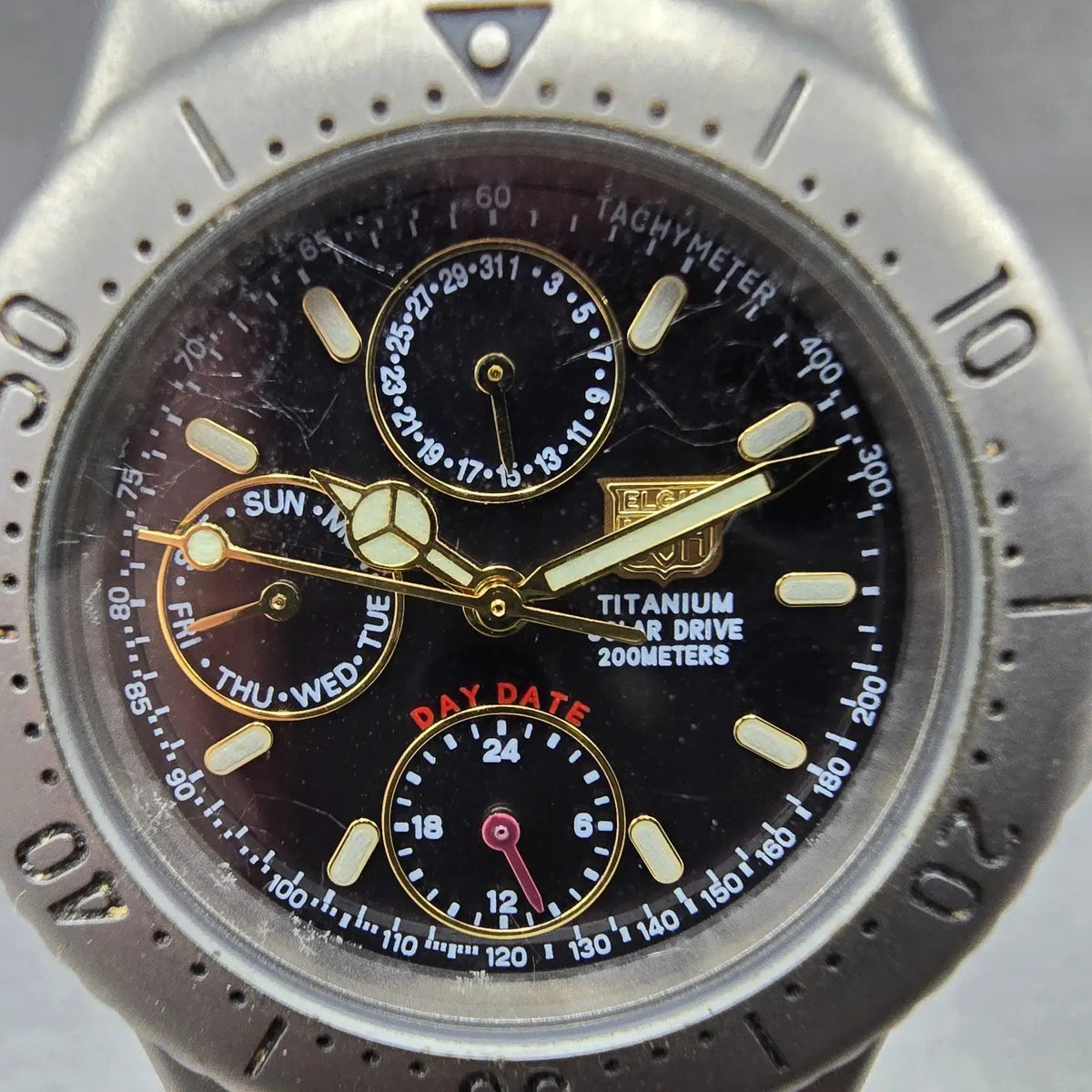 Elgin Solar Watch Men 39mm Black Dial Titanium Daydate Round FK-940 Works1