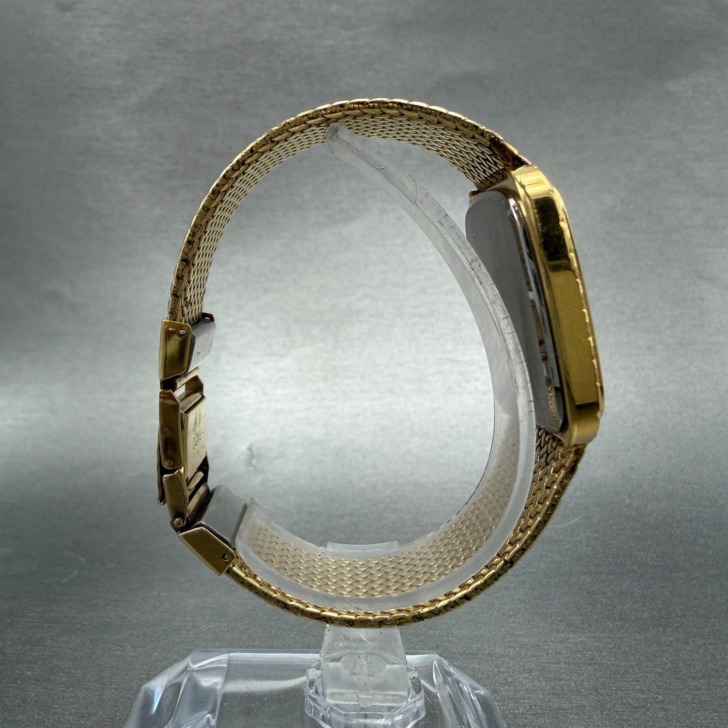 Rado Elegance Watch Men 30mm Gold Dial Gold Tone Rectangle 128.9005.2 New Batt8