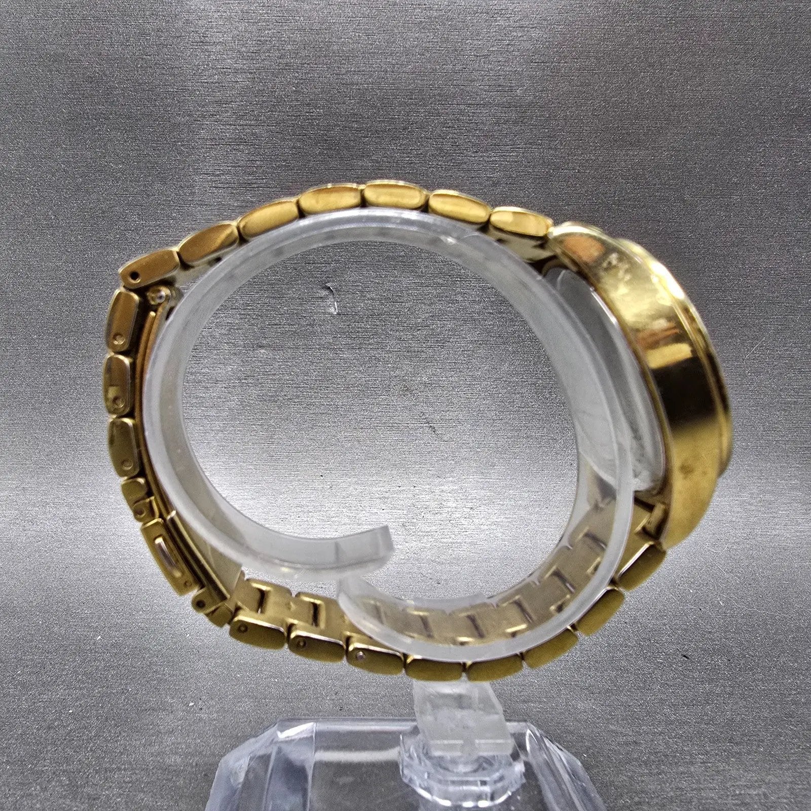 Invicta Watch Women 33mm MOP Dial Gold Tone Round 31105 New Battery Cream8