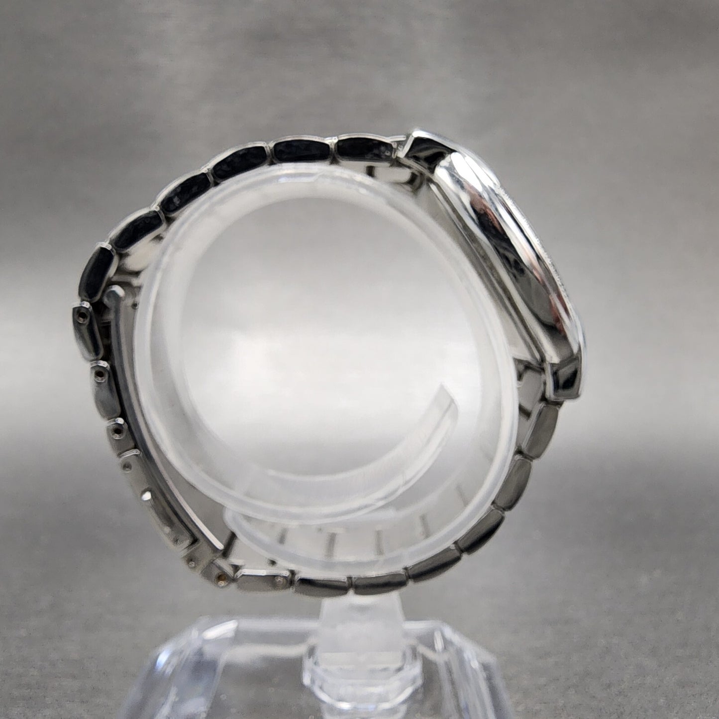Bulova Watch Women 26mm White Dial Stainless Steel Tonneau 96R135 New Battery8