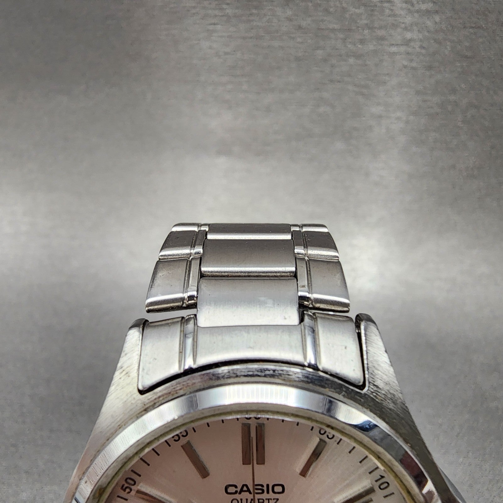 Casio MTP1239 Watch Men 37mm Silver Dial Steel Daydate Round New Battery4