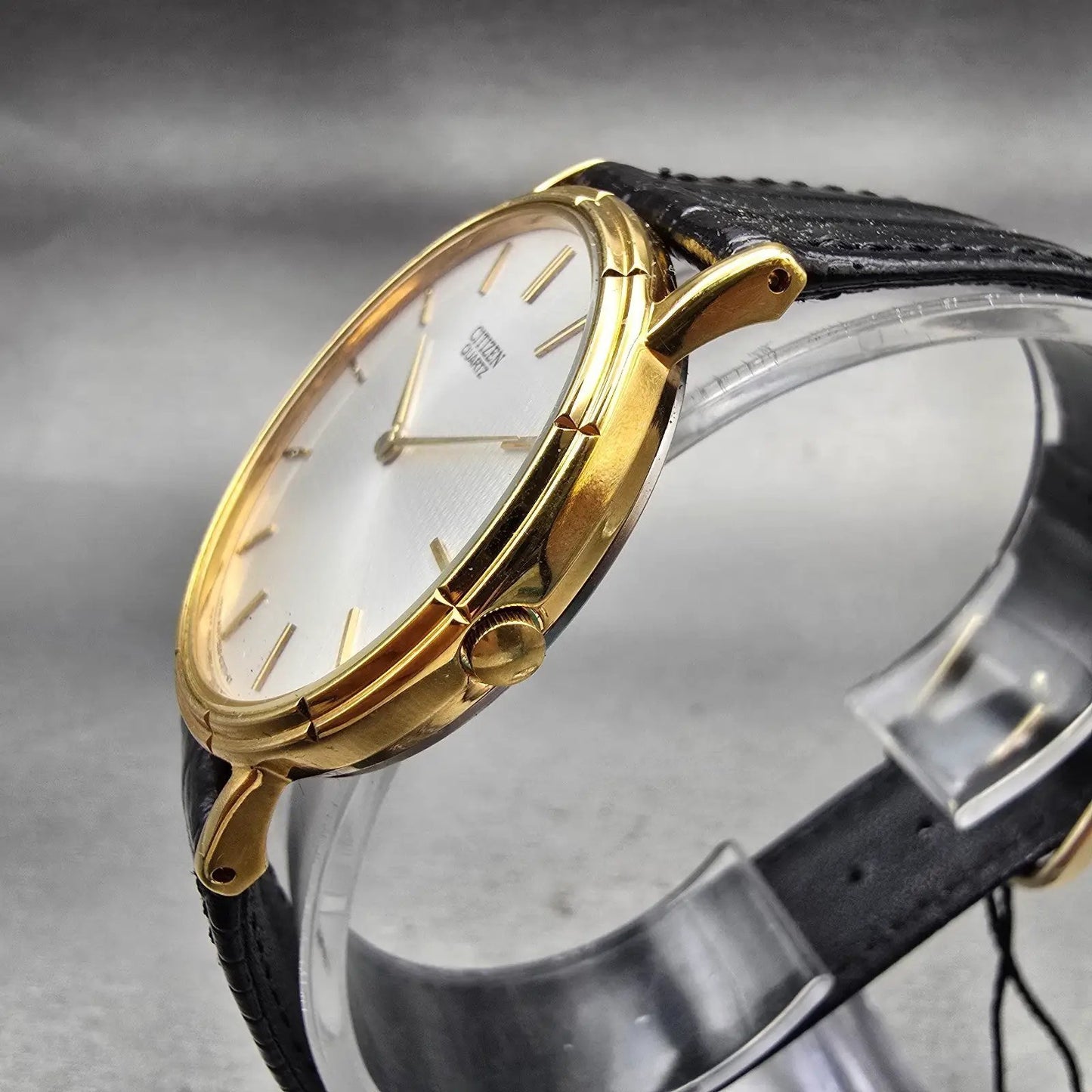Citizen Watch Men 33mm Silver Dial Gold Tone Round 5520-K03828 New Battery NOS2