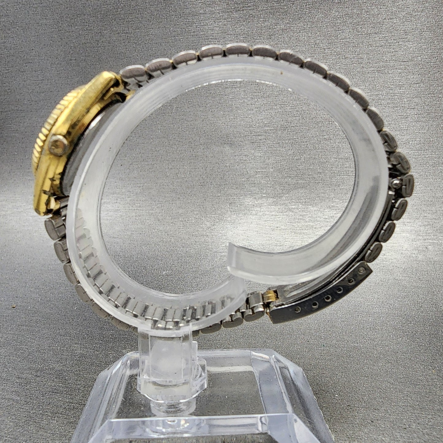 Seiko SQ Watch Women 24mm Champagne Dial Gold Tone Daydate 2a230030 New Battery6