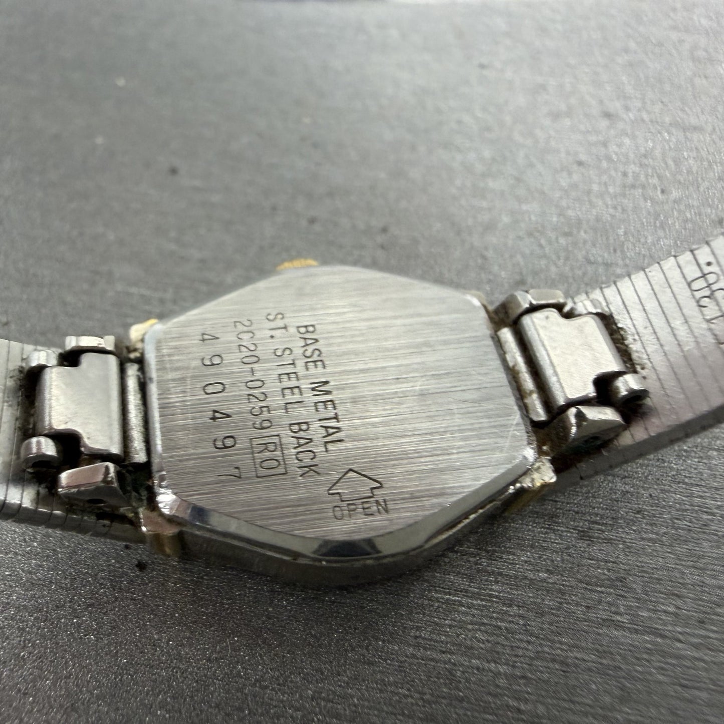 Seiko Watch Women 16mm Silver Dial Two Tone Round 2C20-0259 New Battery9