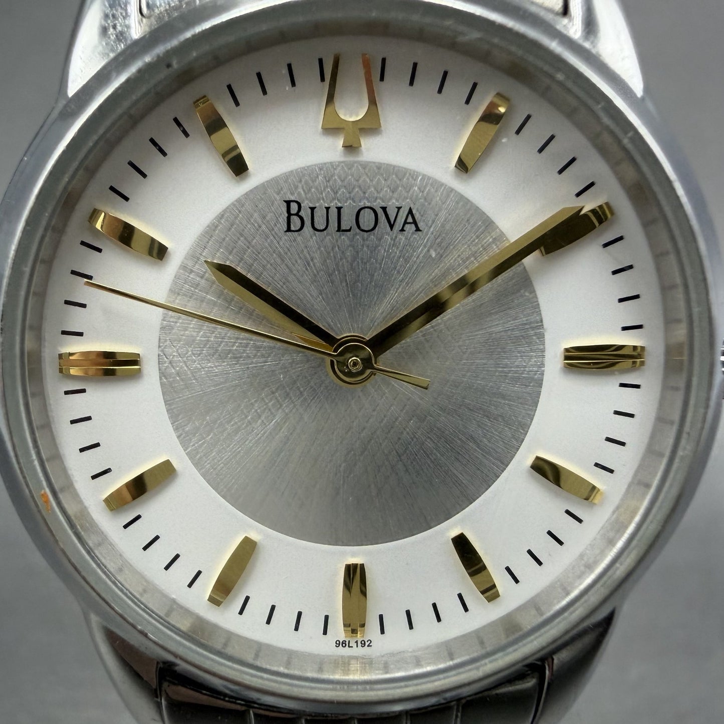 Bulova Watch Women 30mm Silver Dial Silver Tone Round 96L192 New Battery1