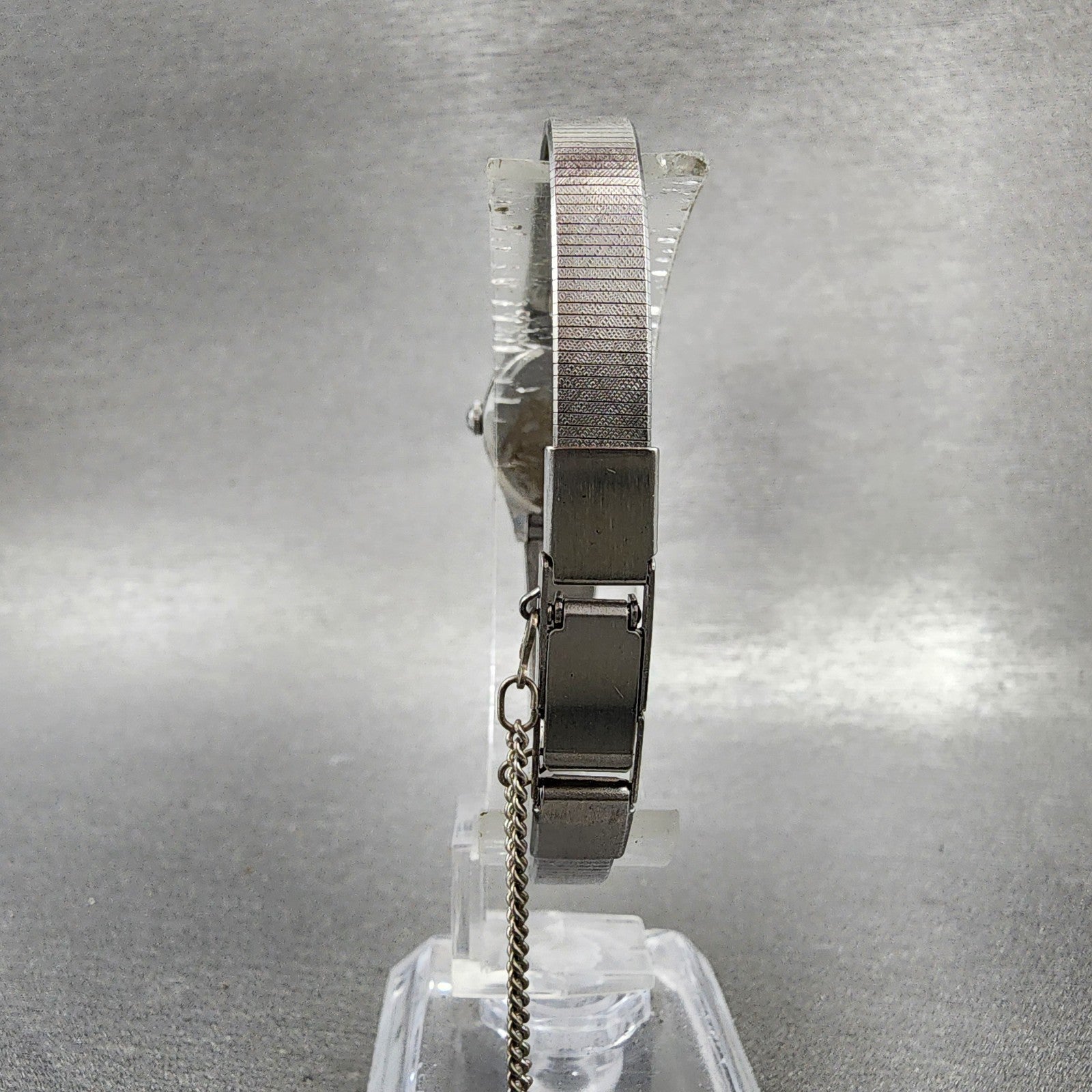 Seiko Watch Women 17mm White Dial Silver Tone Round 54205059 New Battery VTG7