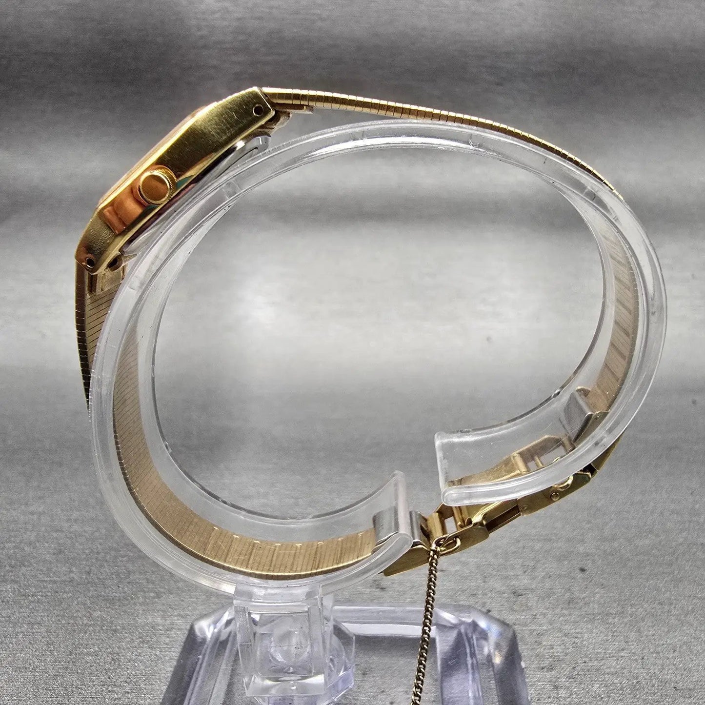 Seiko Watch Women 17mm Gold Dial Gold Tone Rectangle 2P21-5080 New Battery VTG6