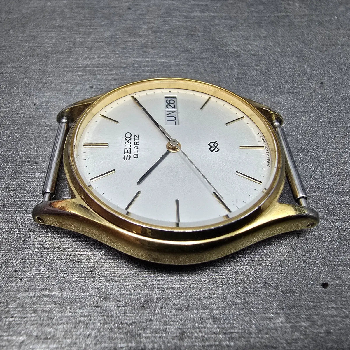 Seiko SQ Watch Men 32mm White Dial Gold Daydate Round 8223-7080 VTG PARTS5
