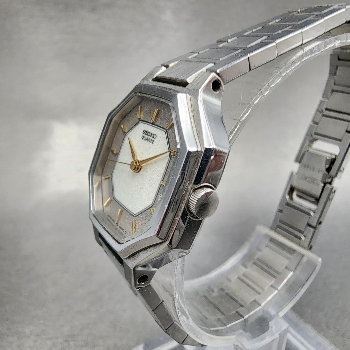 Seiko Watch Women 23mm White Dial Stainless Steel Octagon 12215040 New Battery2