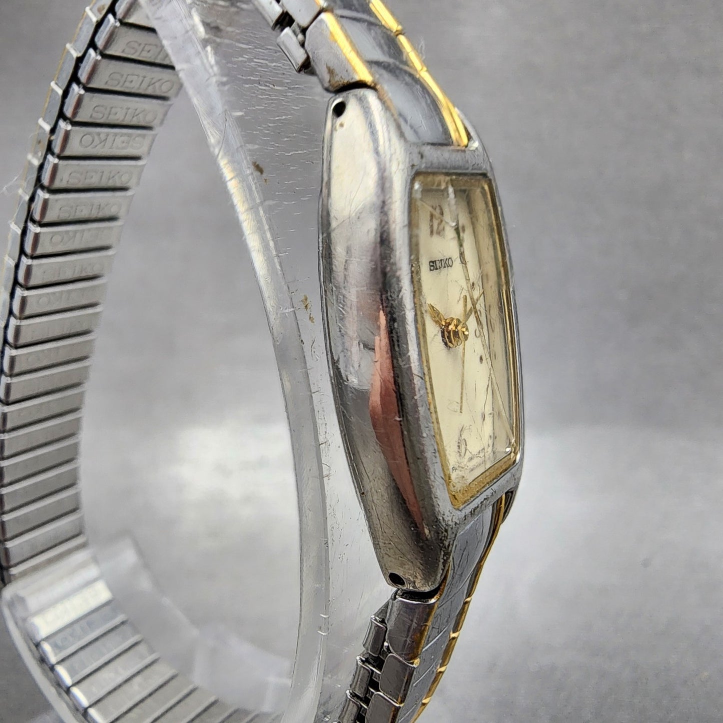 Seiko Watch Women 16mm Cream Dial Silver Tone Rectangle 1N015B69 New Batt3