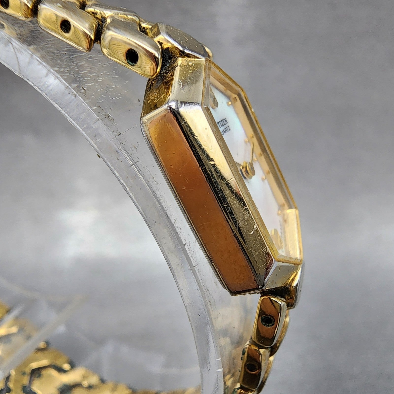 Citizen Watch Women 13mm MOP Dial Gold Tone Hexagon 5421S41185 New Battery3