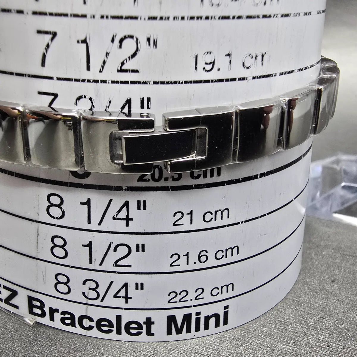 Invicta Wildflower Watch Women 30mm Yellow Dial Silver Crystals Square New Batt10