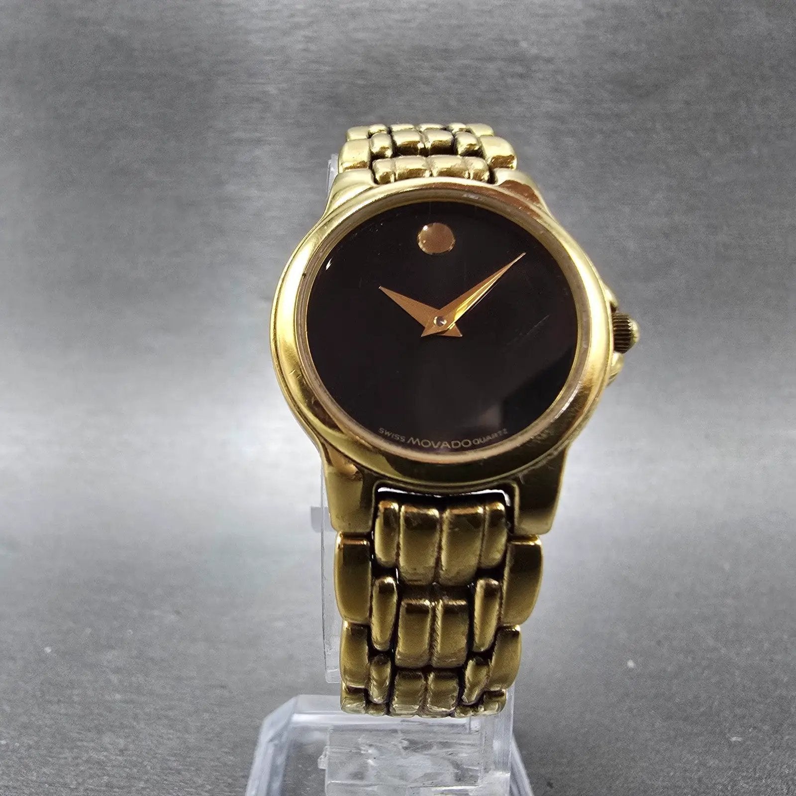 Movado Museum Watch Women 24mm Black Dial Gold Tone 88 E4 9835 New Battery5
