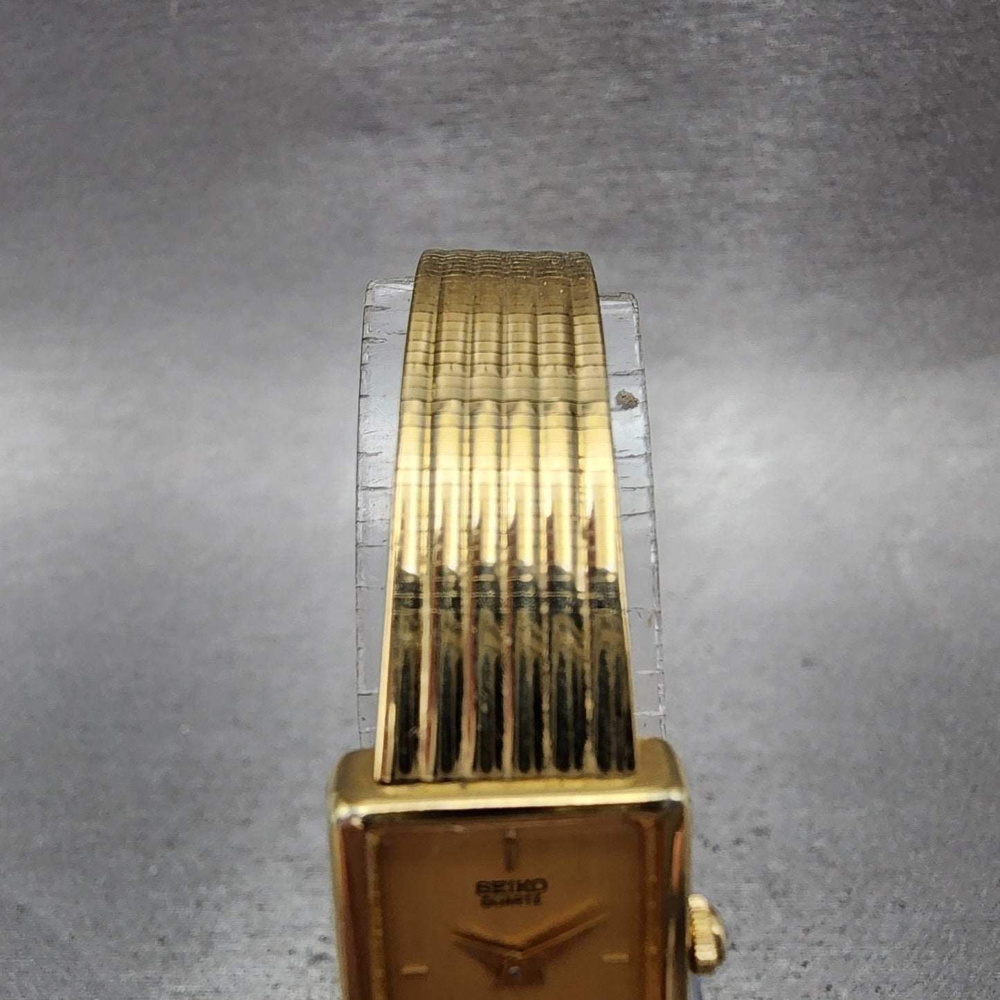 Seiko Tank Watch Women 14mm Champagne Dial Gold Tone 1e205059 New Battery4
