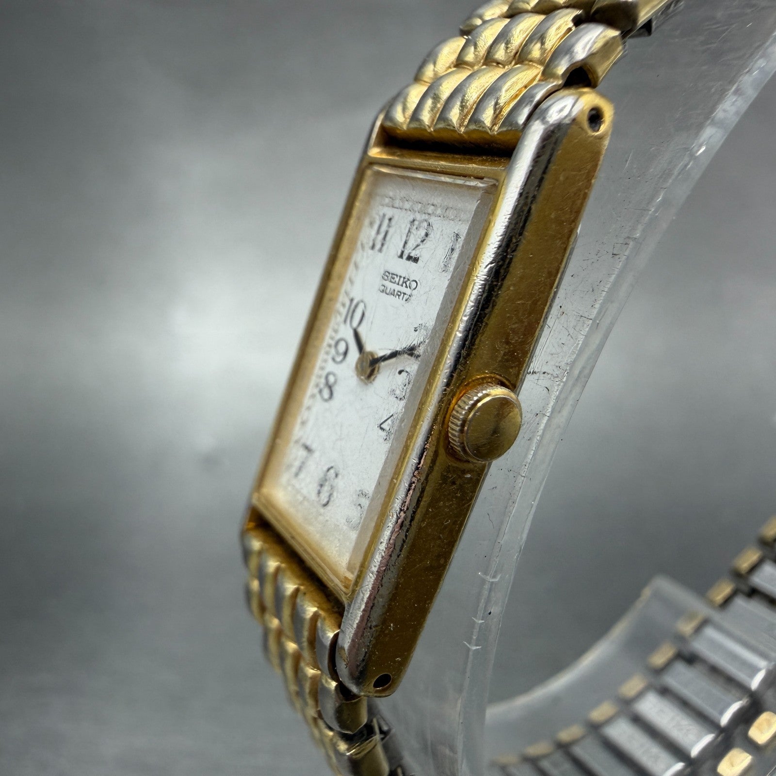 Seiko Tank Watch Women 13mm White Dial Gold Tone Rectangle 2e20-6129 New Battery2