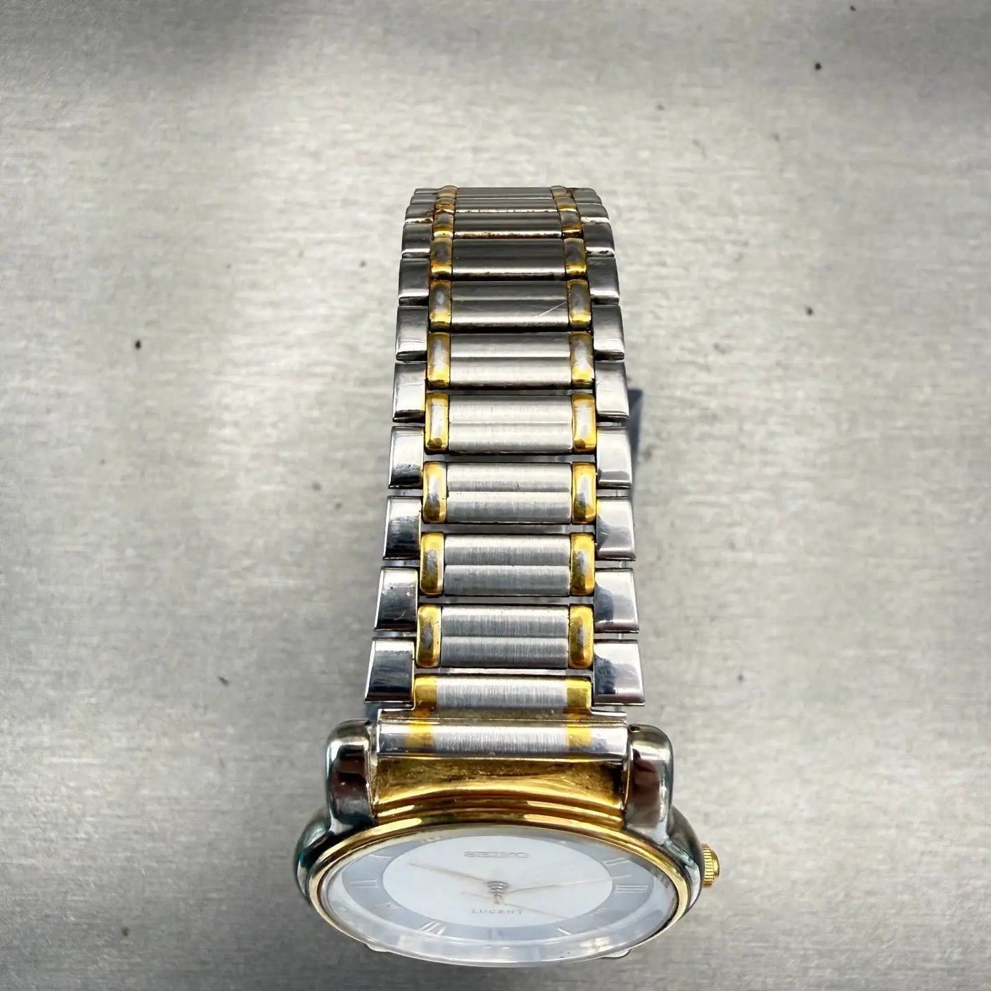Seiko Lucent Watch Unisex 30mm White Dial Two Tone Round 5E21-6E00 New Battery4