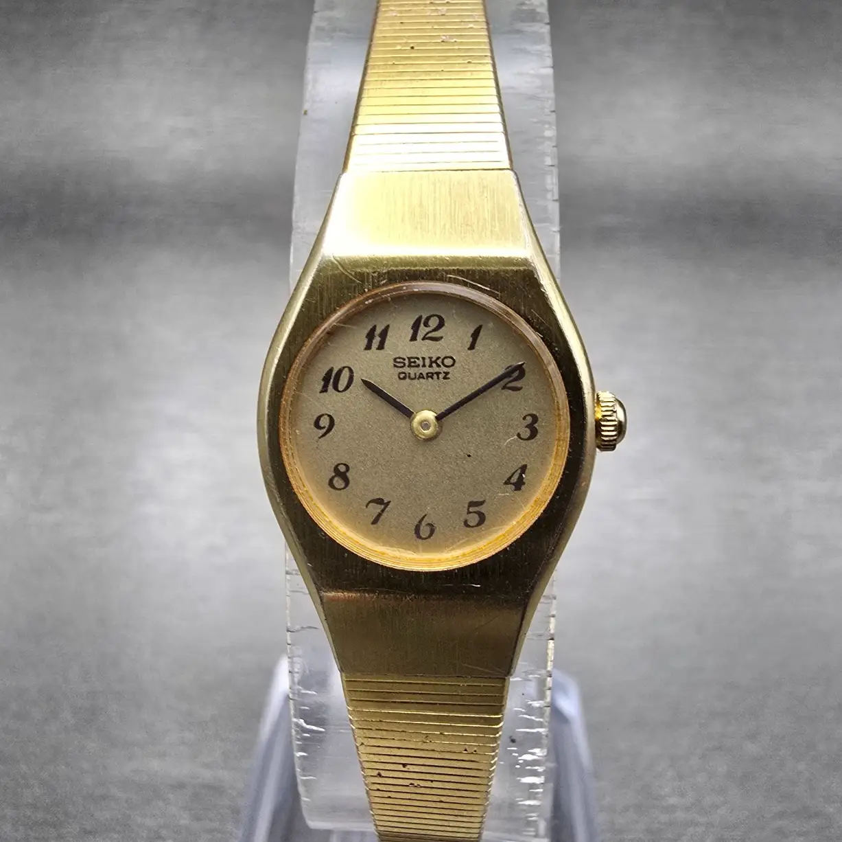 Seiko Watch Women 17mm Gold Dial Gold Tone Round 2P20-0A89 New Battery Vintage0