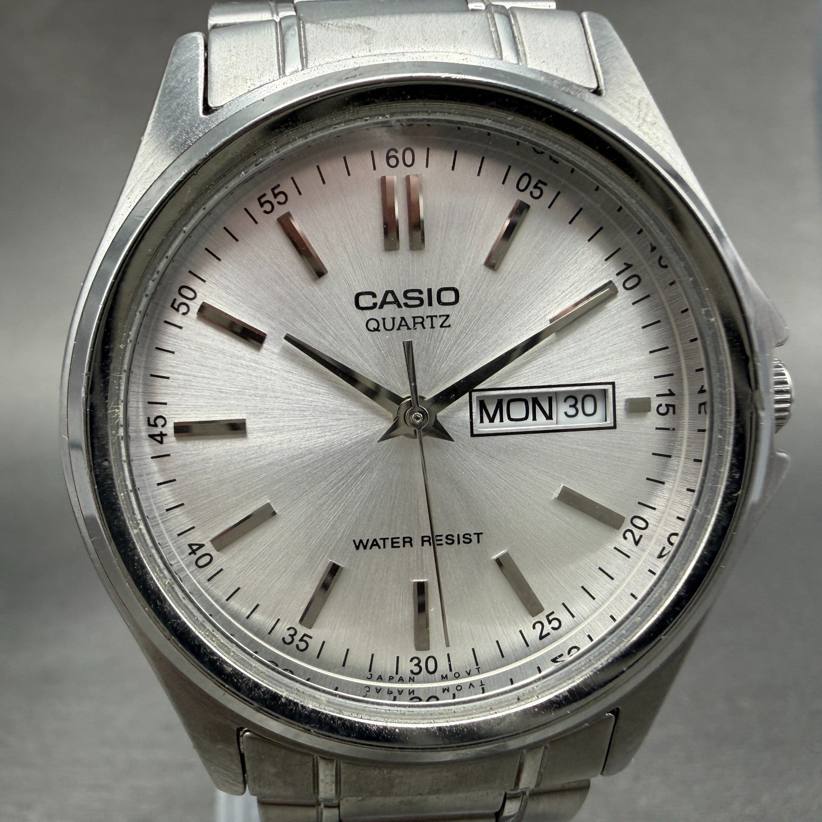 Casio Watch Men 37mm White Dial Silver Tone Round Daydate MTP-1239 New Battery A0