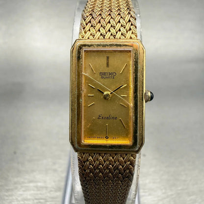 Seiko Exceline Watch Women 14mm Gold Dial Gold Tone Rectangle 8420-6540 New Batt0