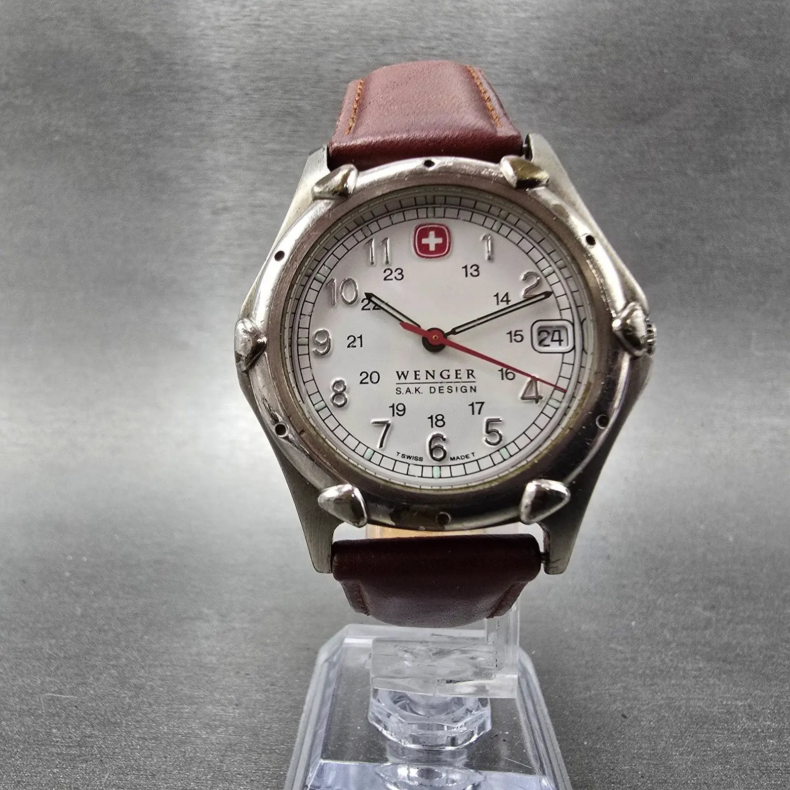 Wenger SAK Designs Watch Men 36mm White Dial Silver Tone Date Round PARTS6