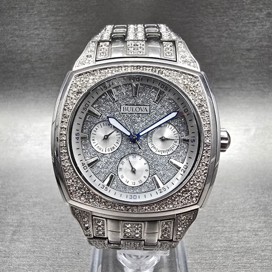 Bulova Watch Men 40mm Silver Dial Silver Tone Daydate Crystal 96C002 New Battery0