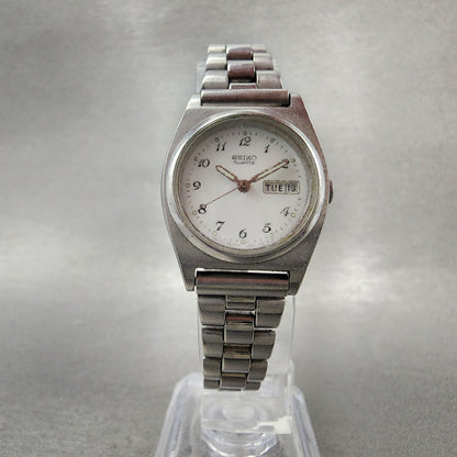 Seiko Watch Women 25mm White Dial Silver Tone Daydate 7N830081 New Battery5