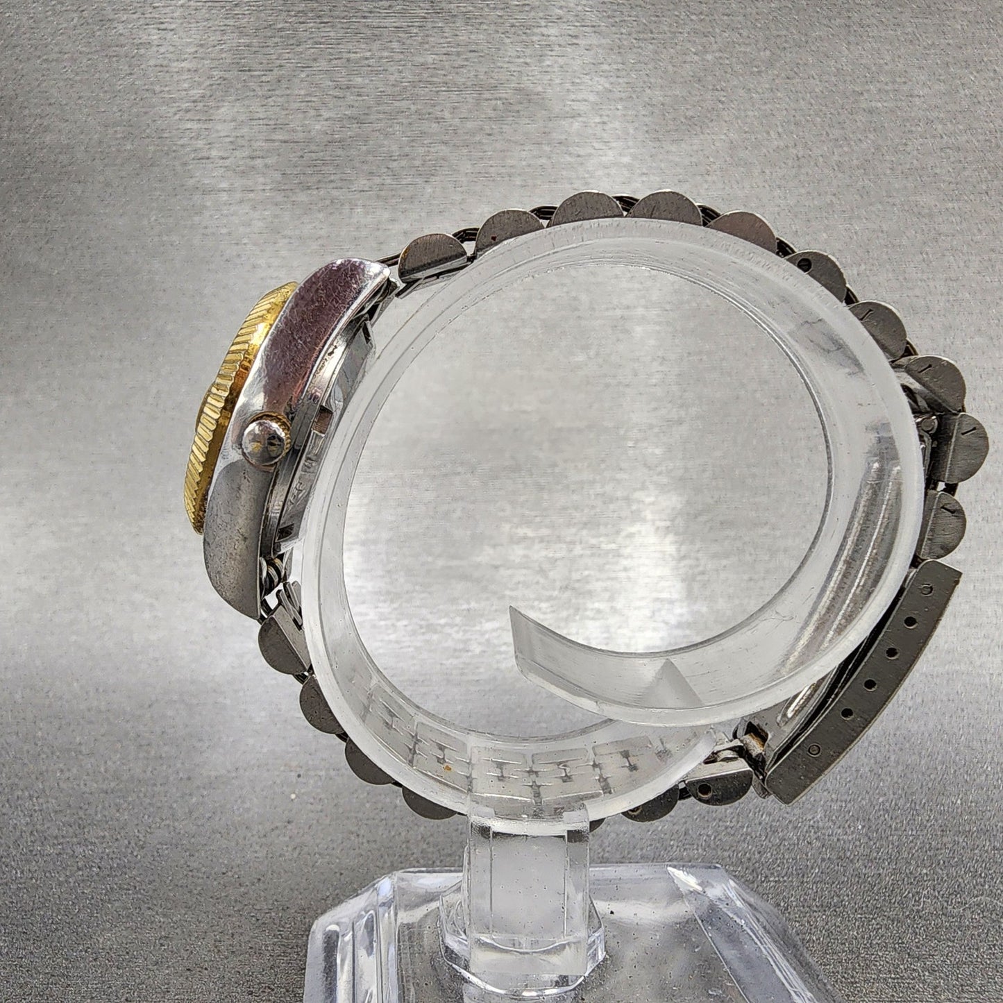 Nivada Watch Women 26mm Gold Dial Two Tone Date Round Automatic N93012L Runs6