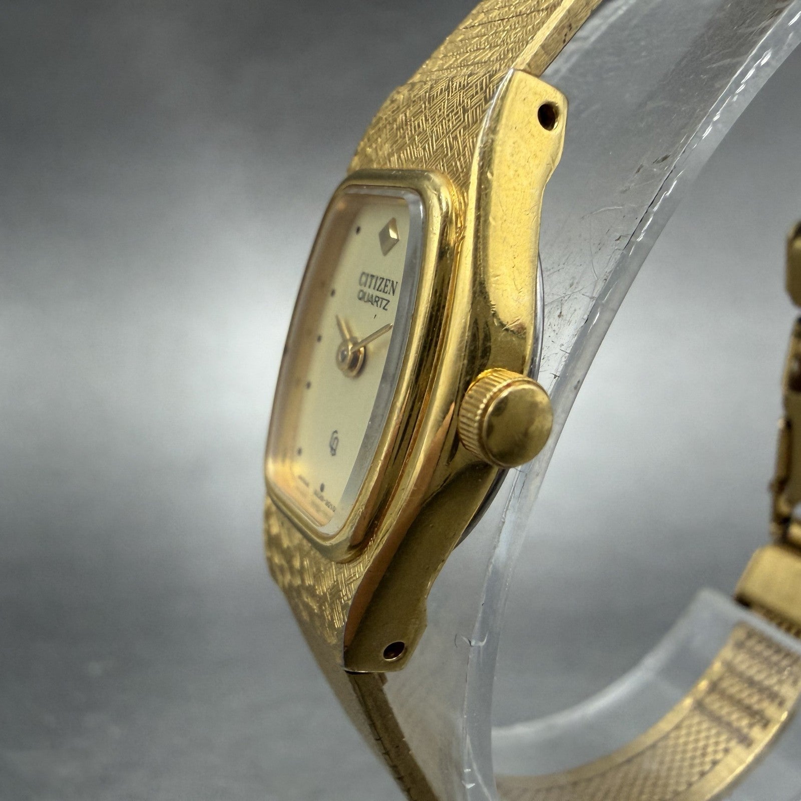 Citizen CQ Watch Women 17mm Champagne Dial Gold Tone 3220-324099 New Battery2