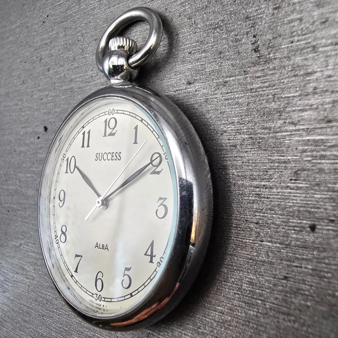 Seiko Alba Success Pocket Watch Men 36mm White Dial Silver Tone V701-0A30 NewBat3
