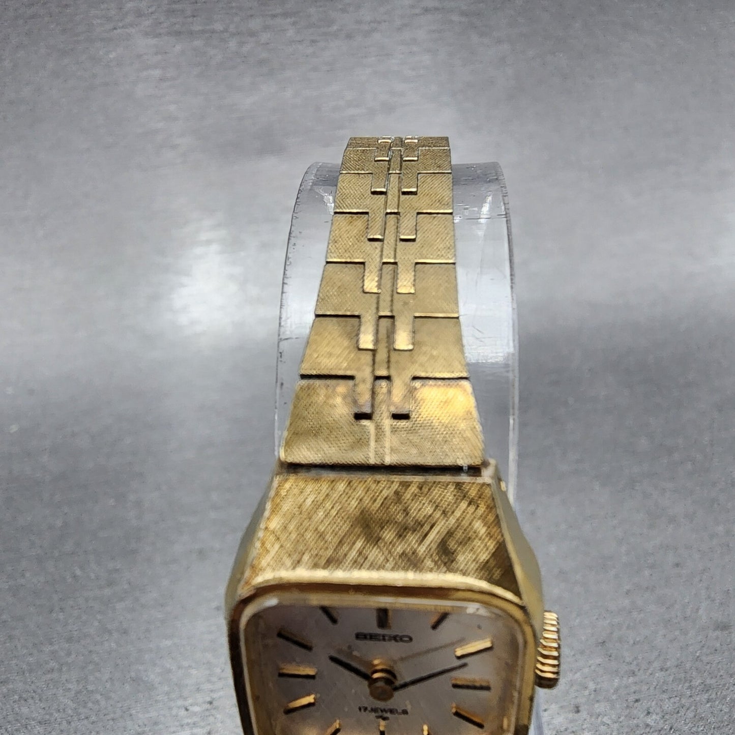 VTG Seiko Watch Women 18mm White Dial Gold Plated Rectangle Manual Wind Runs4