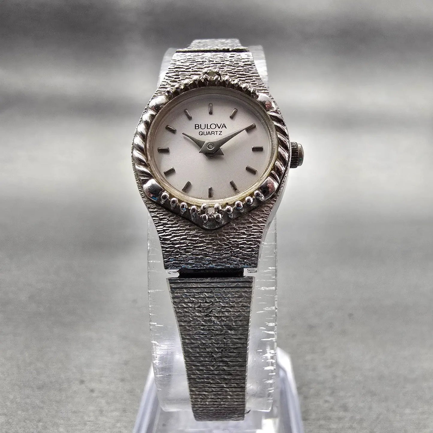 Bulova Watch Women 17mm Silver Dial Silver Tone Oval 91L09 New Battery VTG5