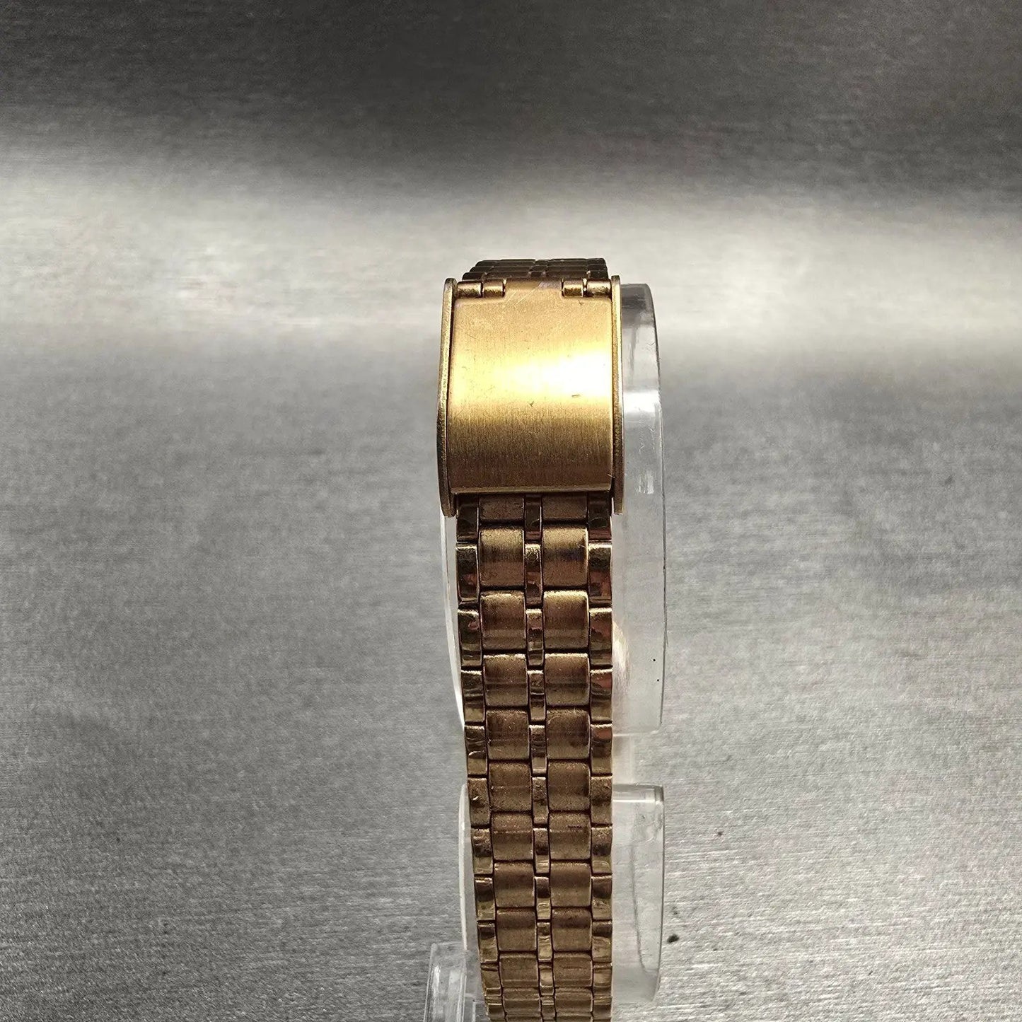 Seiko SX Watch Women 19mm Black Dial Gold Tone Round V401-0281 New Battery VTG7