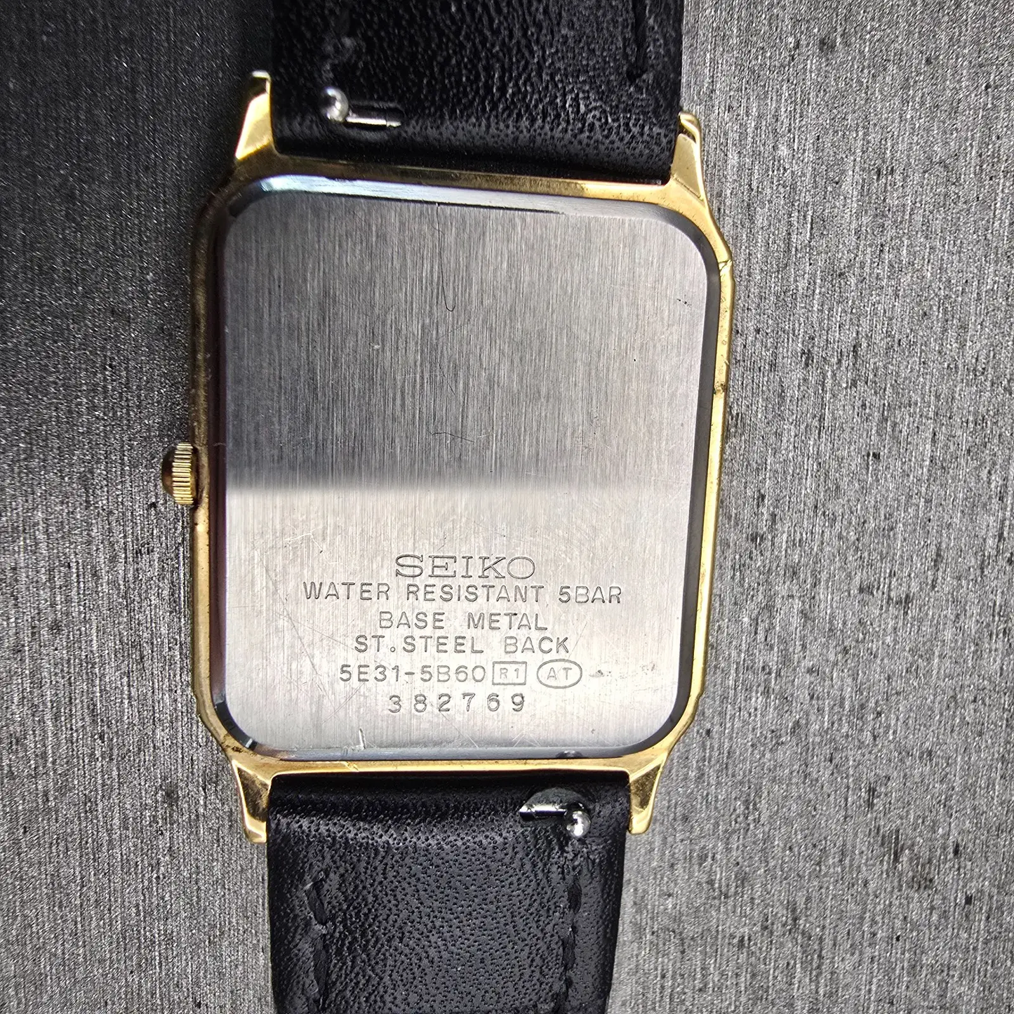 Seiko Spirit Tank Watch Men 26mm Champagne Dial Gold Rectangle 5E31-5B60 New Bat10