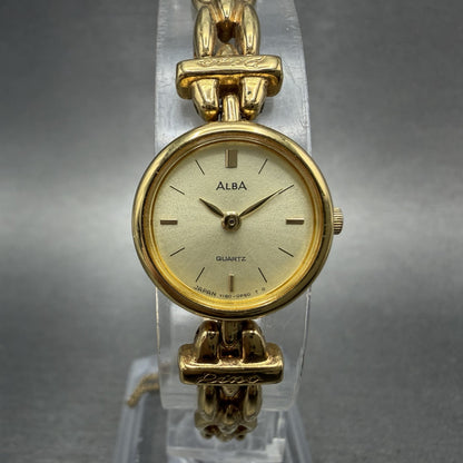 Seiko Alba Watch Women 18mm Champagne Dial Gold Tone Round Y1500800 New Battery0