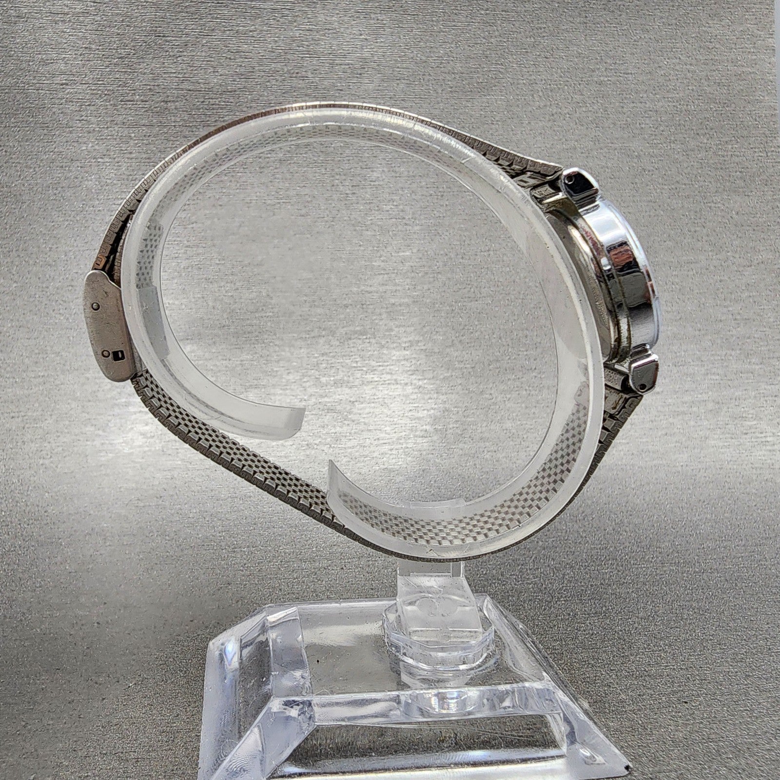 Seiko ALBA Watch Women 24mm Silver Dial Silver Tone Round V8110540 New Battery8