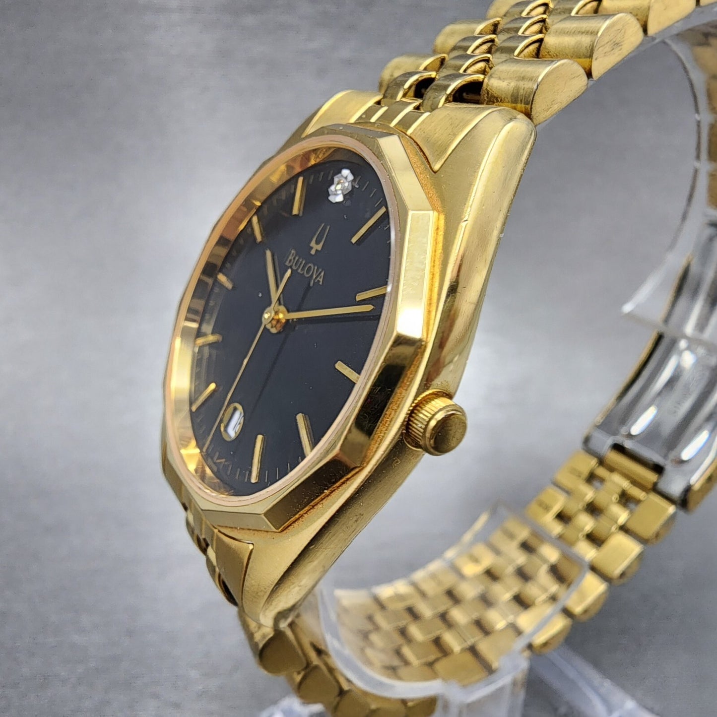 Bulova Watch Men 35mm Black Dial Gold Tone Date 92N99 New Battery2