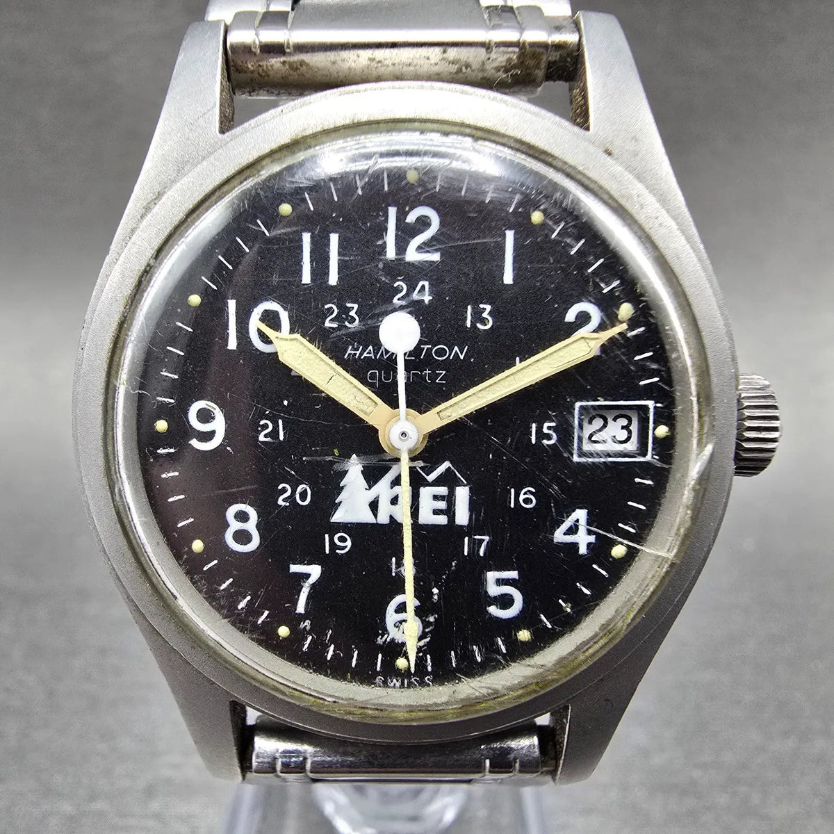 Hamilton Khaki REI Watch Men 33mm Black Dial Steel Date Round 921980 New Battery0