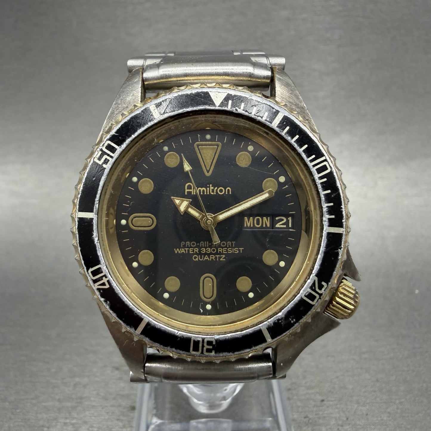 Armitron Pro All Sport Dive Watch Men 37mm Black Dial Two Tone Daydate New Batt0